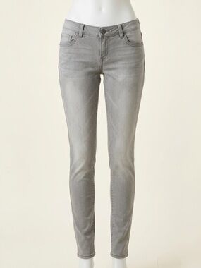 Celebrity Blues Gray Wash Stretch Low Rise Skinny Jeans Whiskered Denim Size 11